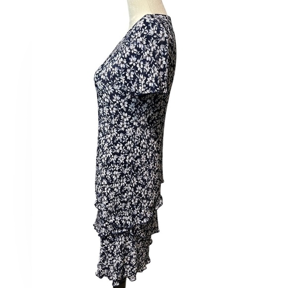 Connected Apparel Crepe Dress - Picture 4 of 11